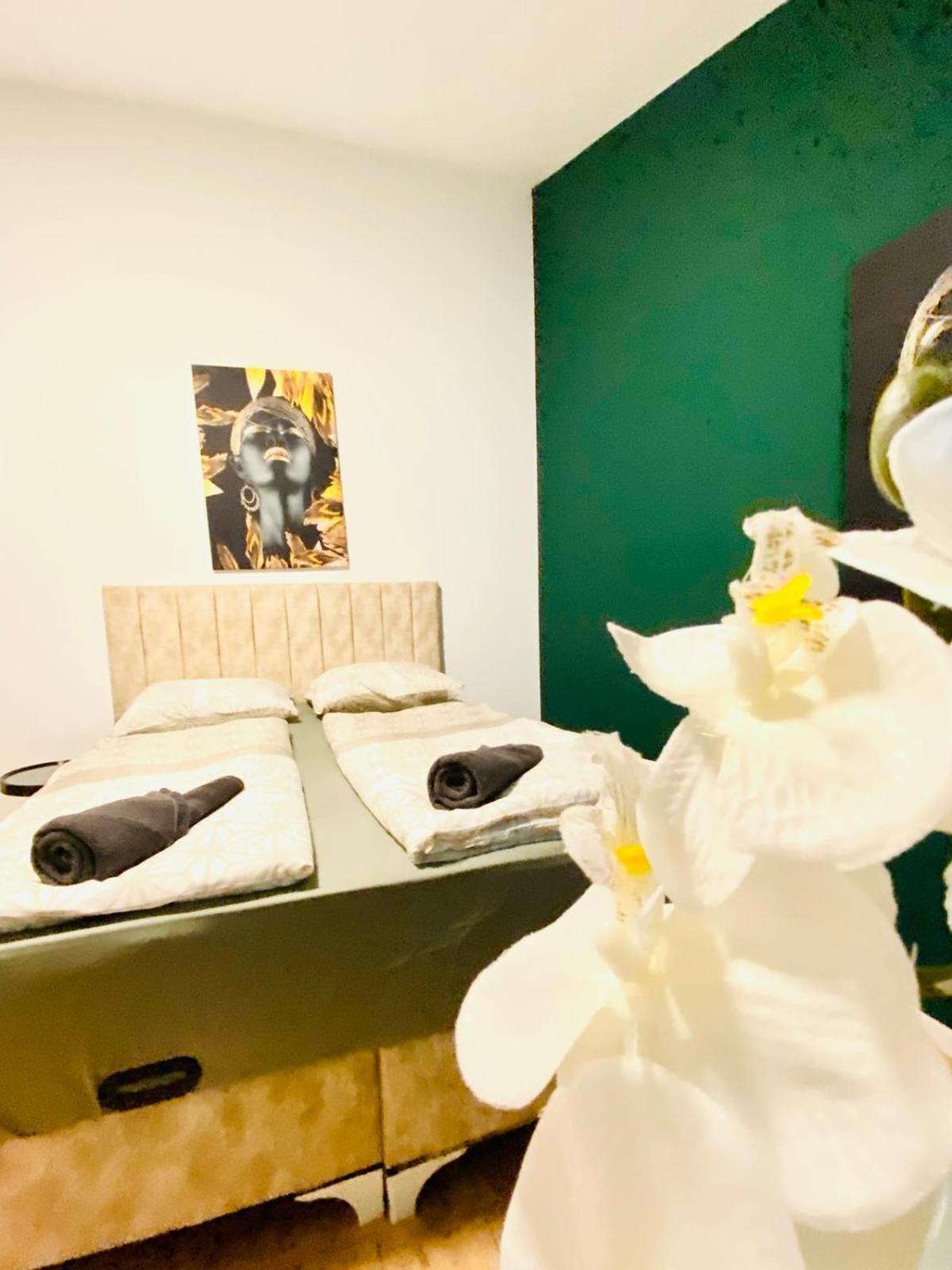 8 Fully Equipped Studio Shared Apt W Terrace Margareten Вена Экстерьер фото