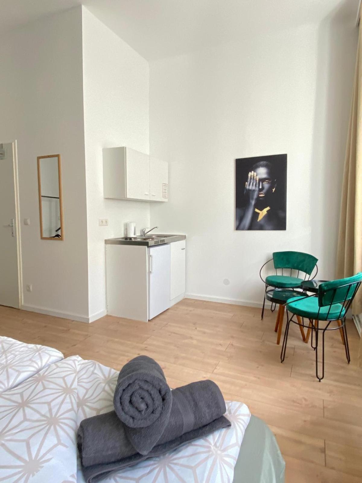 8 Fully Equipped Studio Shared Apt W Terrace Margareten Вена Экстерьер фото