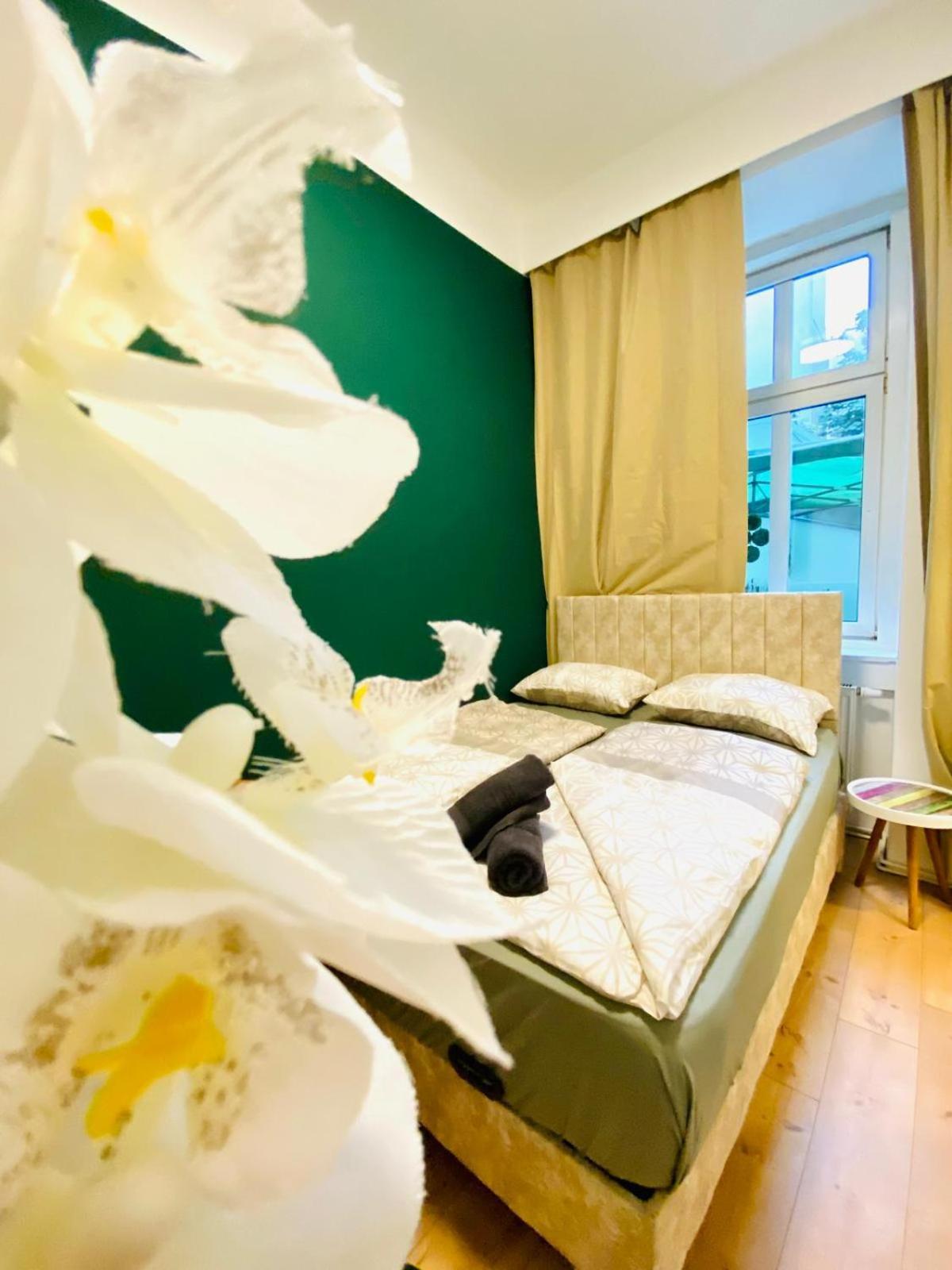 8 Fully Equipped Studio Shared Apt W Terrace Margareten Вена Экстерьер фото