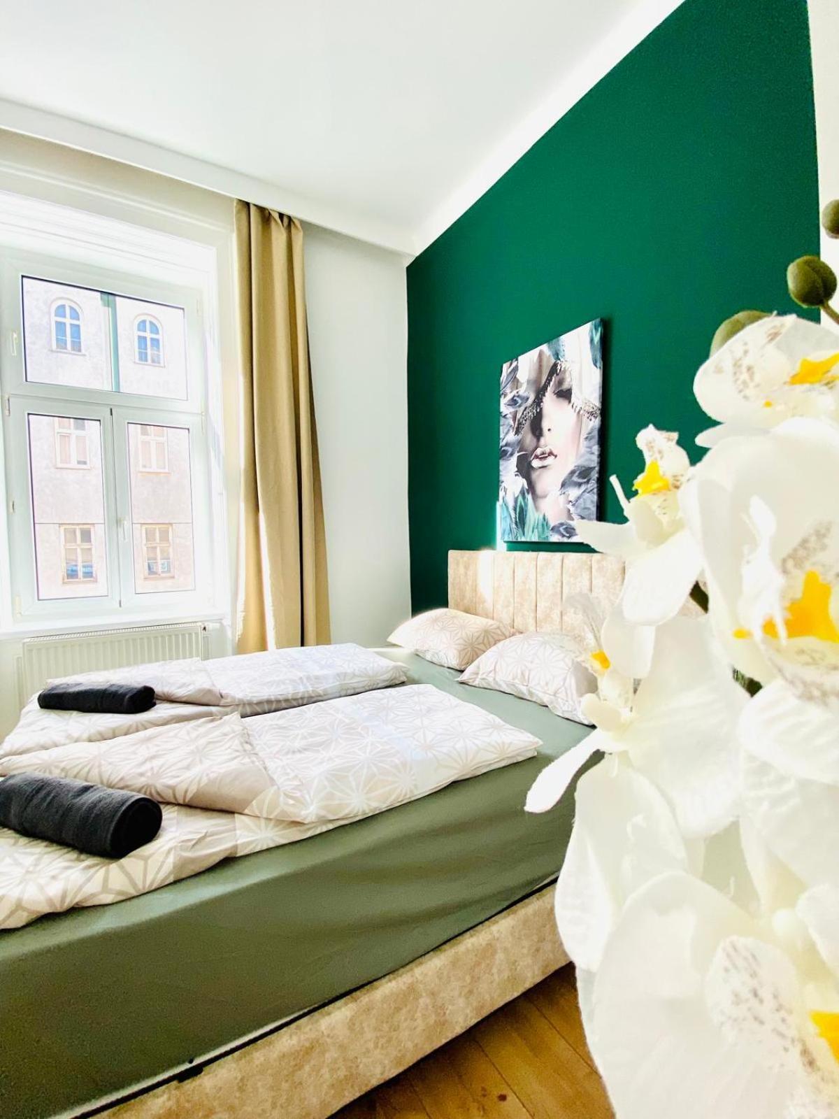 8 Fully Equipped Studio Shared Apt W Terrace Margareten Вена Экстерьер фото